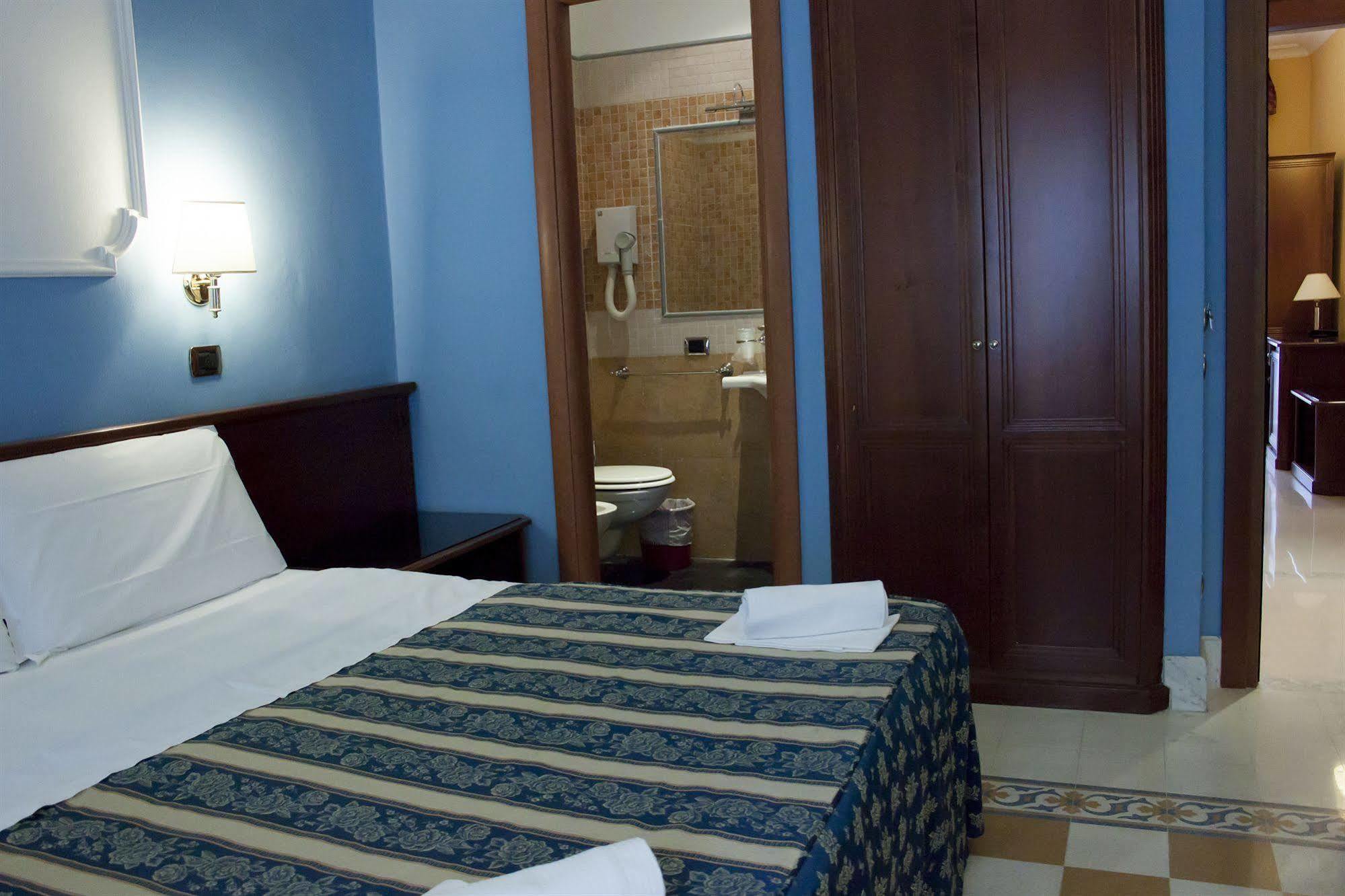 Clara Domus Hotel Roma Exterior foto